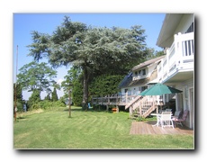 Click to enlarge or to suggest caption