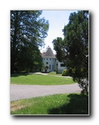 Click to enlarge or to suggest caption