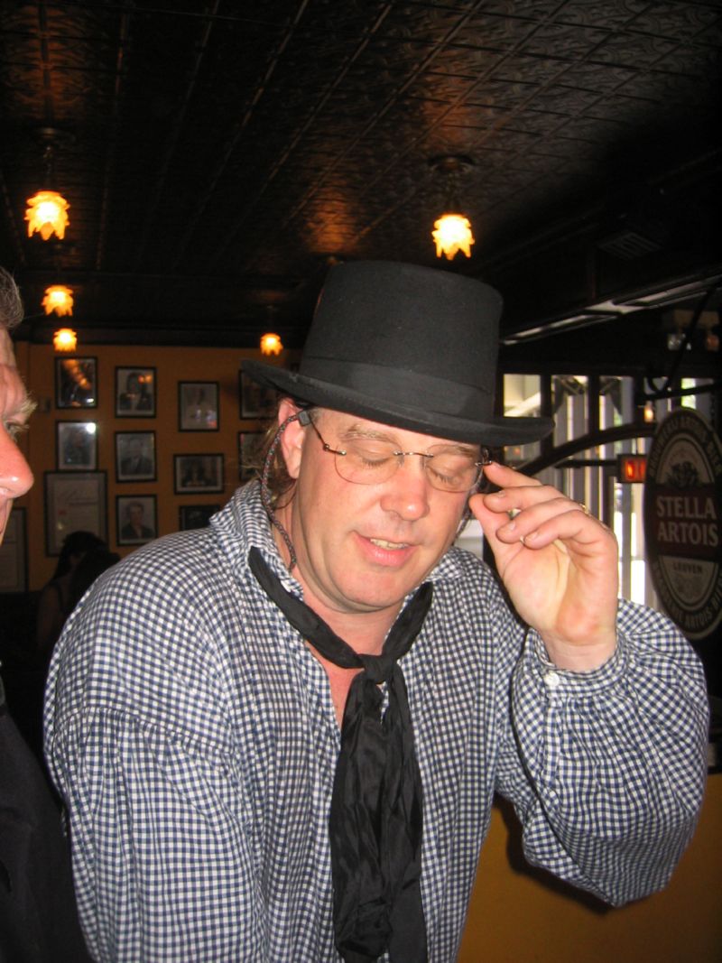 WITHOUT the glasses!