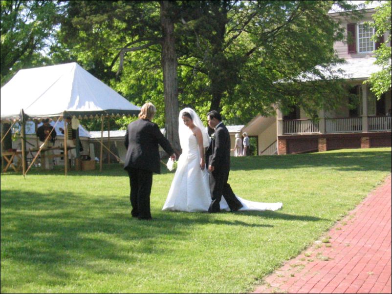 Sully is popular with wedding fotogs