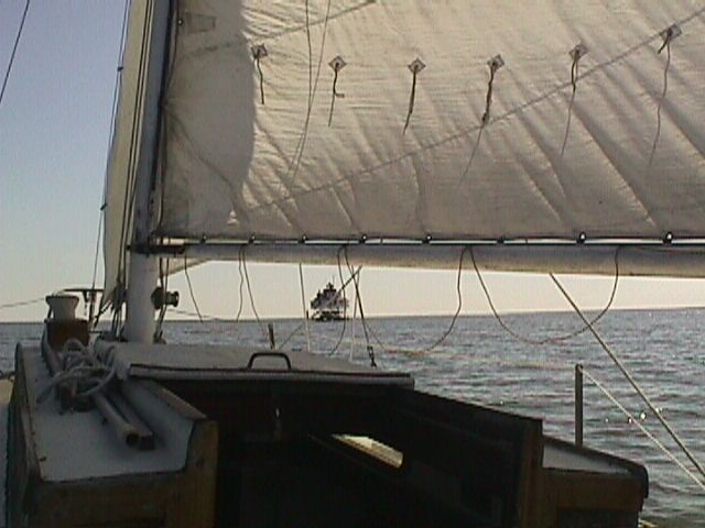 Thomas Point Light ahead!
