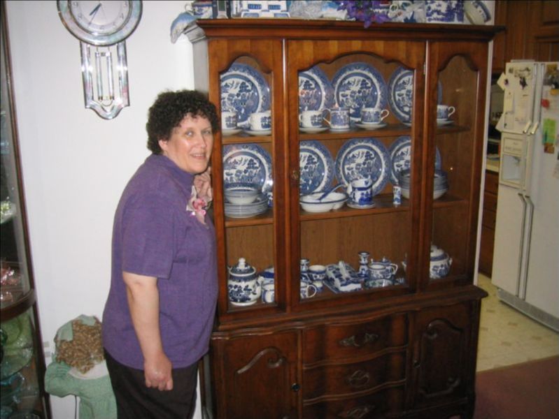 Robi Loves Blue Willow